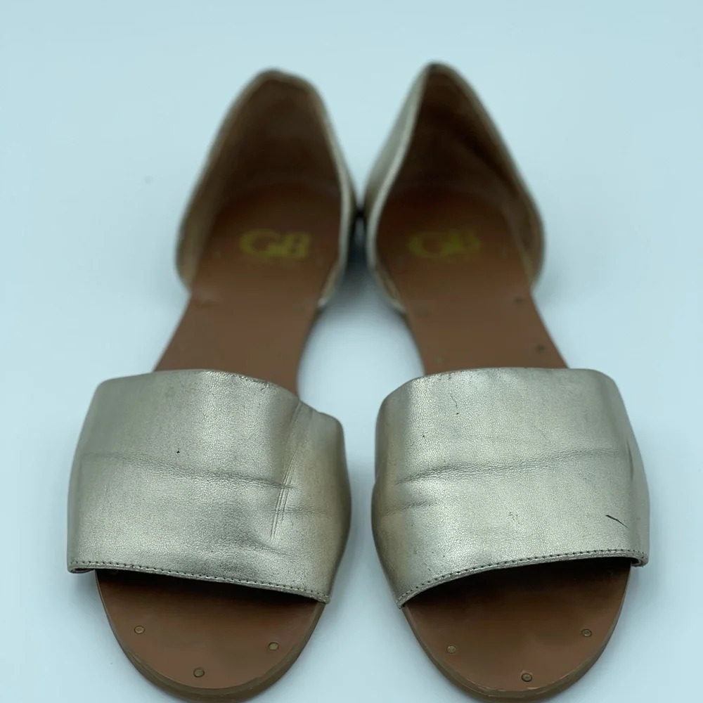 Gianni Bini Women's Gold Slide Sandals Size 9M - Pool Party Collection - Picture 2 of 7